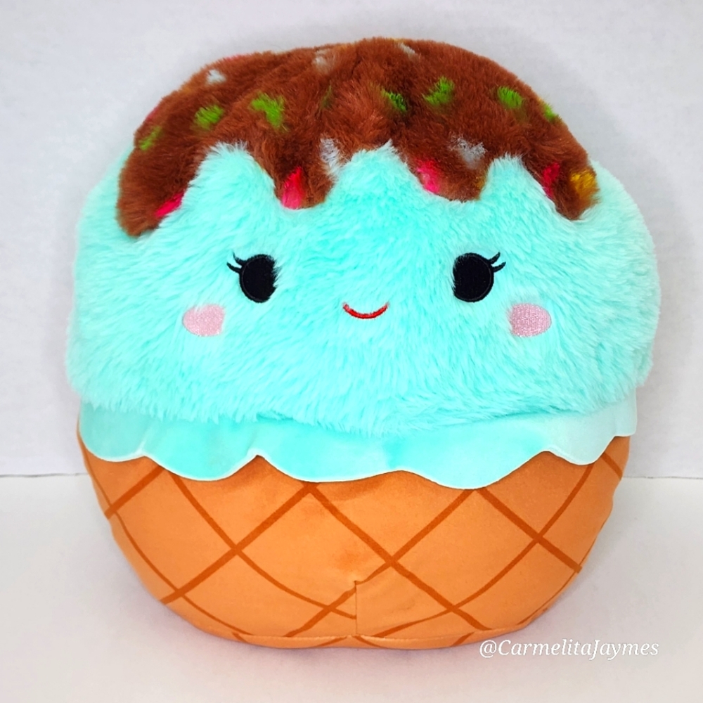 MAYA🍦Mint Chocolate Chip Ice Cream Cone FuzzAmallow NWT great friend